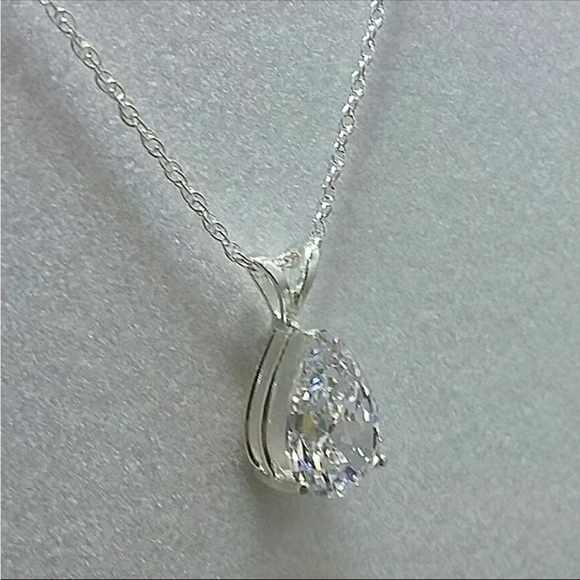 🎁 Silver Plated Teardrop Shaped Gemstone Pendant Necklace - Picture 2 of 4